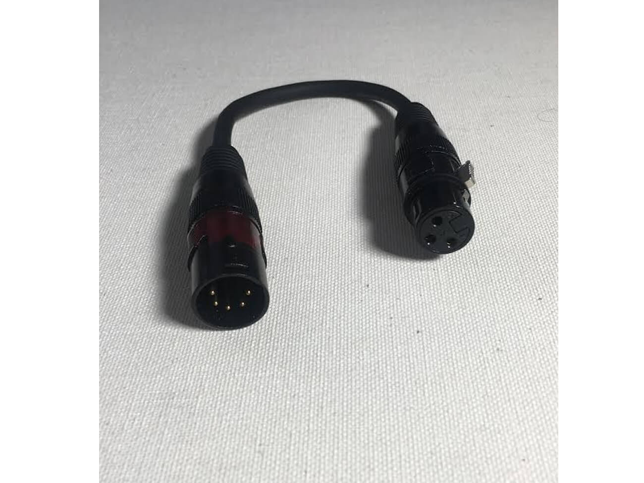 GL-3-Pin(Female) to 5-Pin(Male) Adapter 1 GL-3-Pin(Female) to 5-Pin(Male) Adapter